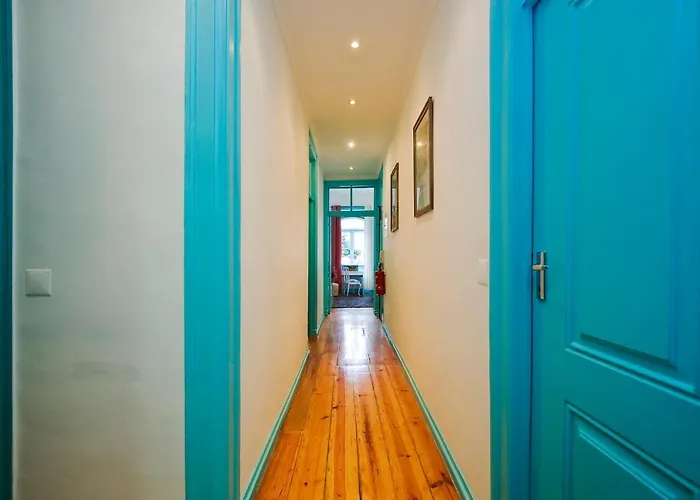 Homestay C&o Alcantara-lisbon *